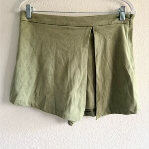 Forever 21 green soft skirt with safety shorts